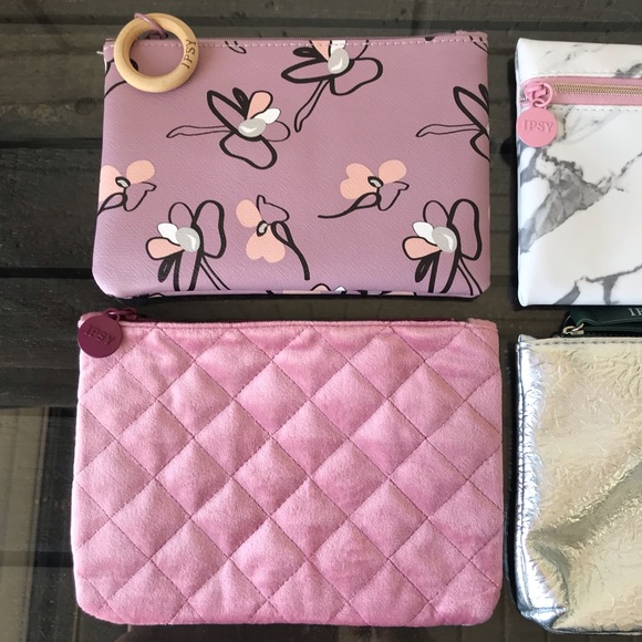 Lipstick Bundle of 12 Ispy Makeup Cosmetic Bags - Picture 2 of 5